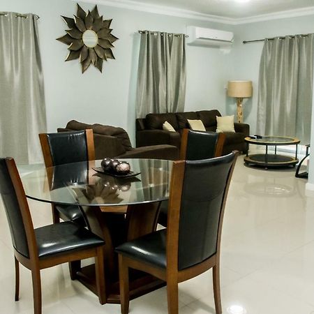 Apartmán Hamptons At Fairway Across From Ac Marriott Unit No3 Kingston Exteriér fotografie