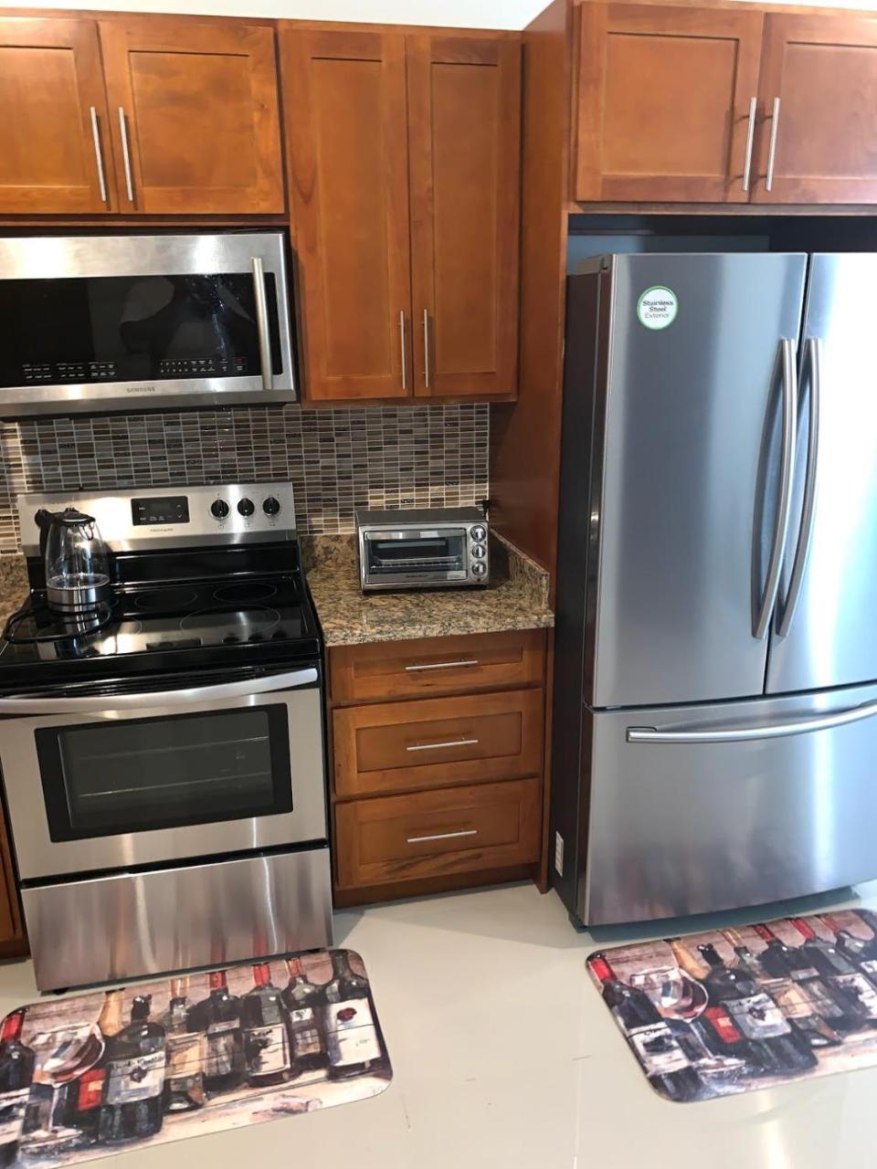 Apartmán Hamptons At Fairway Across From Ac Marriott Unit No3 Kingston Exteriér fotografie
